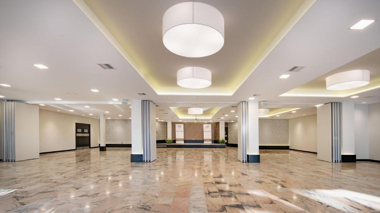 Hotel Parque Real Сиудад Реал Екстериор снимка