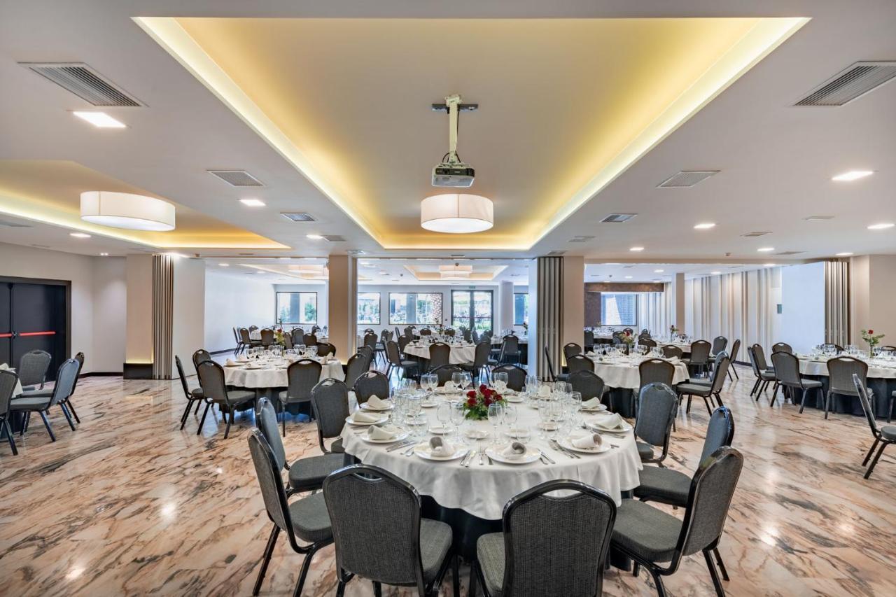 Hotel Parque Real Сиудад Реал Екстериор снимка