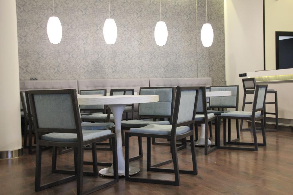 Hotel Parque Real Сиудад Реал Екстериор снимка